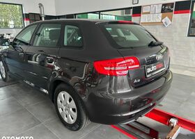 Ауди А3, объемом двигателя 1.6 л и пробегом 191 тыс. км за 5378 $, фото 4 на Automoto.ua