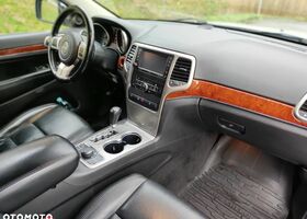 Джип Grand Cherokee, об'ємом двигуна 2.99 л та пробігом 255 тис. км за 13607 $, фото 7 на Automoto.ua