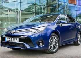 Toyota Avensis 2016 на тест-драйве, фото 2