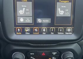 Джип Ренегат 2019 в Европе на Automoto.ua Серый Джип Ренегат, объемом двигателя 1.33 л и пробегом 49 тыс. км за 25777 $, фото 8 на Automoto.ua