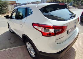 Ніссан Кашкай 2014 у Європі на Automoto.ua Білий Ніссан Кашкай, об'ємом двигуна 1.46 л та пробігом 162 тис. км за 10490 $, фото 3 на Automoto.ua