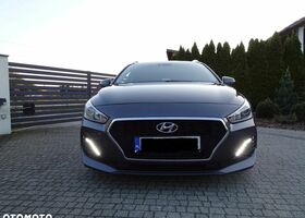 Хендай i30, объемом двигателя 1.58 л и пробегом 72 тыс. км за 10756 $, фото 9 на Automoto.ua