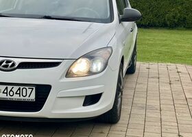 Хендай i30, об'ємом двигуна 1.4 л та пробігом 151 тис. км за 4082 $, фото 11 на Automoto.ua