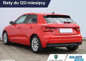 Ауді A1, об'ємом двигуна 1 л та пробігом 43 тис. км за 17927 $, фото 4 на Automoto.ua