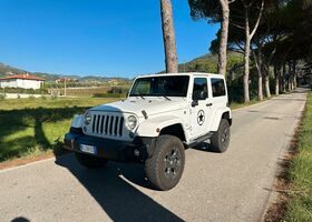 Джип Вранглер 2017 в Европе на Automoto.ua Белый Джип Вранглер, объемом двигателя 2.78 л и пробегом 111 тыс. км за 32200 $, фото 9 на Automoto.ua