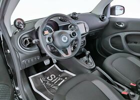 Чорний Смарт Fortwo, об'ємом двигуна 0 л та пробігом 21 тис. км за 17171 $, фото 11 на Automoto.ua