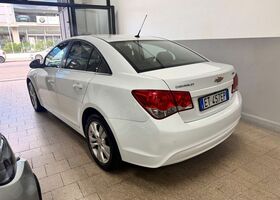 Шевроле Круз 2014 в Европе на Automoto.ua Белый Шевроле Круз, объемом двигателя 1.69 л и пробегом 220 тыс. км за 4673 $, фото 5 на Automoto.ua