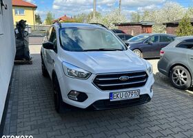 Форд Ескейп, об'ємом двигуна 2 л та пробігом 103 тис. км за 13283 $, фото 10 на Automoto.ua