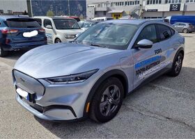 Серый Форд Mustang Mach-E, объемом двигателя 0 л и пробегом 20 тыс. км за 54232 $, фото 2 на Automoto.ua