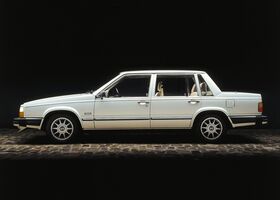 Вольво 760, Седан 1981 - 1992 (704,764) 2.8 (704)