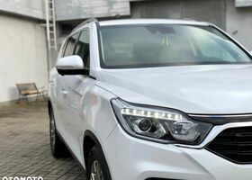 Cанг Йонг Rexton, об'ємом двигуна 2.16 л та пробігом 130 тис. км за 28957 $, фото 4 на Automoto.ua