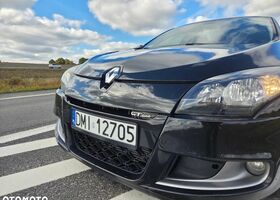 Рено Меган 2010 у Європі на Automoto.ua Чорний Рено Меган, об'ємом двигуна 1 л та пробігом 296 тис. км за 3269 $, фото 6 на Automoto.ua