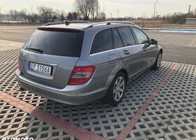 Мерседес Ц-Класс 2009 в Европе на Automoto.ua Серый Мерседес Ц-Класс, объемом двигателя 2.14 л и пробегом 280 тыс. км за 6901 $, фото 7 на Automoto.ua
