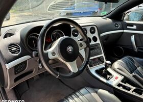 Альфа Ромео Spider 2007 у Європі на Automoto.ua Чорний Альфа Ромео Spider, об'ємом двигуна 2.39 л та пробігом 130 тис. км за 6756 $, фото 19 на Automoto.ua