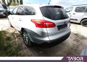 Форд Фокус 2017 у Європі на Automoto.ua Срібний Форд Фокус, об'ємом двигуна 4 л та пробігом 73 тис. км за 19216 $, фото 3 на Automoto.ua