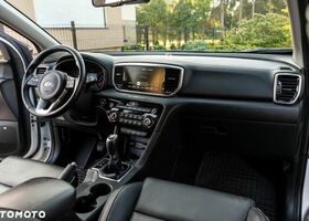 Кіа Sportage, об'ємом двигуна 1.59 л та пробігом 104 тис. км за 17862 $, фото 27 на Automoto.ua