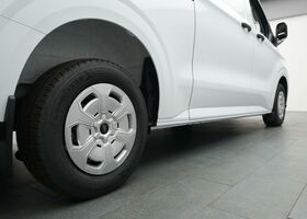 Форд Транзит Кастом 2025 в Европе на Automoto.ua Форд Транзит Кастом, объемом двигателя 2 л и пробегом 10 тыс. км за 42810 $, фото 34 на Automoto.ua
