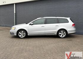 Фольксваген Пассат Варіант 2012 у Європі на Automoto.ua Сірий Фольксваген Пассат Варіант, об'ємом двигуна 1.6 л та пробігом 374 тис. км за 5258 $, фото 7 на Automoto.ua