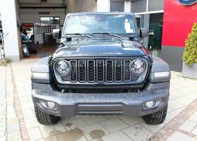 Чорний Джип Wrangler, об'ємом двигуна 2 л та пробігом 1 тис. км за 73750 $, фото 6 на Automoto.ua