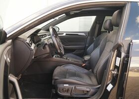 Фольксваген Arteon 2021 у Європі на Automoto.ua Сірий Фольксваген Arteon, об'ємом двигуна 1.4 л та пробігом 197 тис. км за 23835 $, фото 5 на Automoto.ua