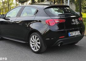 Альфа Ромео Giulietta, об'ємом двигуна 1.37 л та пробігом 134 тис. км за 7970 $, фото 14 на Automoto.ua