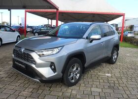 Тойота РАВ 4 2022 у Європі на Automoto.ua Сірий Тойота РАВ 4, об'ємом двигуна 2.49 л та пробігом 54 тис. км за 30157 $, фото 2 на Automoto.ua