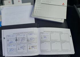 Мицубиси Аутлендер 2016 в Европе на Automoto.ua Мицубиси Аутлендер, объемом двигателя 2.27 л и пробегом 141 тыс. км за 74000 $, фото 35 на Automoto.ua