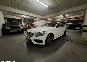 Мерседес Ц-Класс 2015 в Европе на Automoto.ua Белый Мерседес Ц-Класс, объемом двигателя 3 л и пробегом 191 тыс. км за 88900 $, фото 3 на Automoto.ua