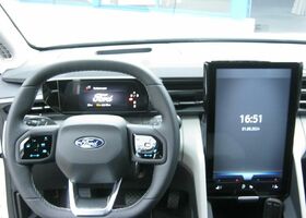 Форд Эксплорер 2024 в Европе на Automoto.ua Белый Форд Эксплорер, объемом двигателя 0 л и пробегом 10 тыс. км за 48411 $, фото 9 на Automoto.ua