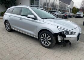 Серый Хендай i30, объемом двигателя 1.6 л и пробегом 51 тыс. км за 9727 $, фото 6 на Automoto.ua