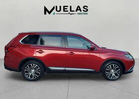 Міцубісі Аутлендер 2017 у Європі на Automoto.ua Червоний Міцубісі Аутлендер, об'ємом двигуна 2.27 л та пробігом 144 тис. км за 18062 $, фото 3 на Automoto.ua
