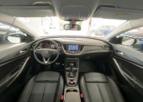 Белый Опель Crossland X, объемом двигателя 1.2 л и пробегом 62 тыс. км за 19565 $, фото 5 на Automoto.ua