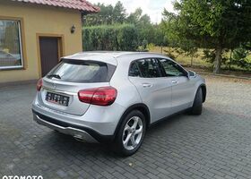 Мерседес ГЛА-Класс 2019 в Европе на Automoto.ua Серый Мерседес ГЛА-Класс, объемом двигателя 1 л и пробегом 88 тыс. км за 20218 $, фото 4 на Automoto.ua