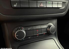 Мерседес Б-класс 2014 в Европе на Automoto.ua Серый Мерседес Б-класс, объемом двигателя 1 л и пробегом 137 тыс. км за 7870 $, фото 13 на Automoto.ua