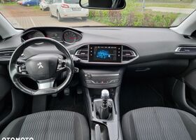 Пежо 308, об'ємом двигуна 1.6 л та пробігом 160 тис. км за 6004 $, фото 17 на Automoto.ua