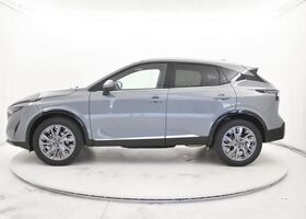 Ниссан Кашкай 2025 в Европе на Automoto.ua Серый Ниссан Кашкай, объемом двигателя 1.33 л и пробегом 10 тыс. км за 35607 $, фото 2 на Automoto.ua