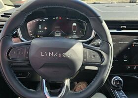 Чорний Lynk & Co 01, об'ємом двигуна 1.48 л та пробігом 60 тис. км за 29258 $, фото 10 на Automoto.ua