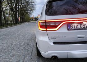 Додж Дюранго 2016 в Европе на Automoto.ua Белый Додж Дюранго, объемом двигателя 5.65 л и пробегом 147 тыс. км за 114000 $, фото 10 на Automoto.ua