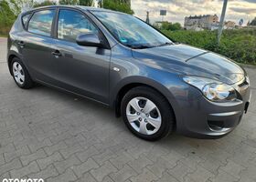 Хендай i30, объемом двигателя 1.4 л и пробегом 175 тыс. км за 3866 $, фото 2 на Automoto.ua