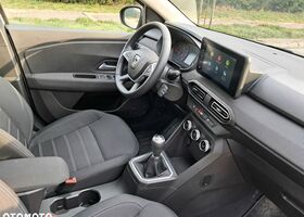 Дачія Sandero, об'ємом двигуна 1 л та пробігом 9 тис. км за 10734 $, фото 6 на Automoto.ua