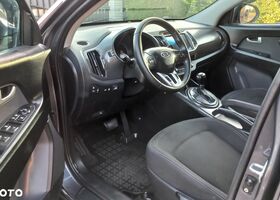 Кіа Sportage, об'ємом двигуна 2 л та пробігом 167 тис. км за 8618 $, фото 12 на Automoto.ua