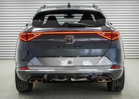 Сірий Cupra Formentor, об'ємом двигуна 1.4 л та пробігом 41 тис. км за 41892 $, фото 2 на Automoto.ua