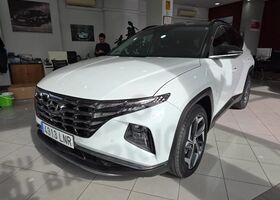 Хендай Туксон 2021 у Європі на Automoto.ua Білий Хендай Туксон, об'ємом двигуна 1.6 л та пробігом 74 тис. км за 30901 $, фото 2 на Automoto.ua