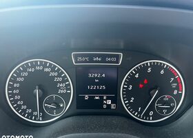 Мерседес Б-клас 2013 у Європі на Automoto.ua Синій Мерседес Б-клас, об'ємом двигуна 1 л та пробігом 122 тис. км за 6756 $, фото 10 на Automoto.ua