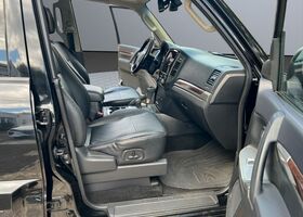 Міцубісі Паджеро 2016 у Європі на Automoto.ua Чорний Міцубісі Паджеро, об'ємом двигуна 3.2 л та пробігом 175 тис. км за 29117 $, фото 15 на Automoto.ua