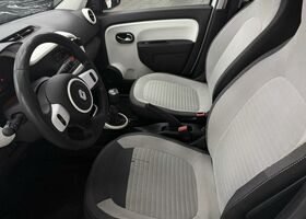 Рено Твинго 2020 в Европе на Automoto.ua Рено Твинго, объемом двигателя 1 л и пробегом 89 тыс. км за 7890 $, фото 6 на Automoto.ua