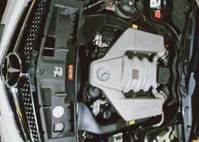 Білий Мерседес Ц 63 AMГ, об'ємом двигуна 6.21 л та пробігом 83 тис. км за 88937 $, фото 3 на Automoto.ua