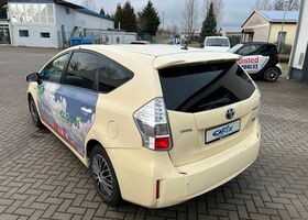 Білий Тойота Prius Plus, об'ємом двигуна 1.8 л та пробігом 389 тис. км за 12269 $, фото 3 на Automoto.ua