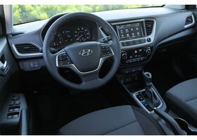 Hyundai Accent 2020 на тест-драйве, фото 10