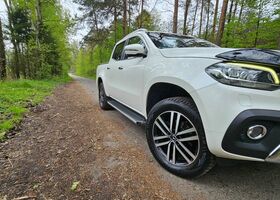 Мерседес X-Class 2017 в Европе на Automoto.ua Белый Мерседес X-Class, объемом двигателя 2.3 л и пробегом 249 тыс. км за 29783 $, фото 5 на Automoto.ua